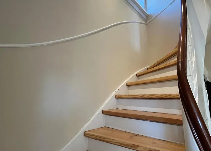 Entire Apartment In Lovely Villa